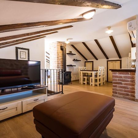 Stone House Villa ราชานาส ภายนอก รูปภาพ