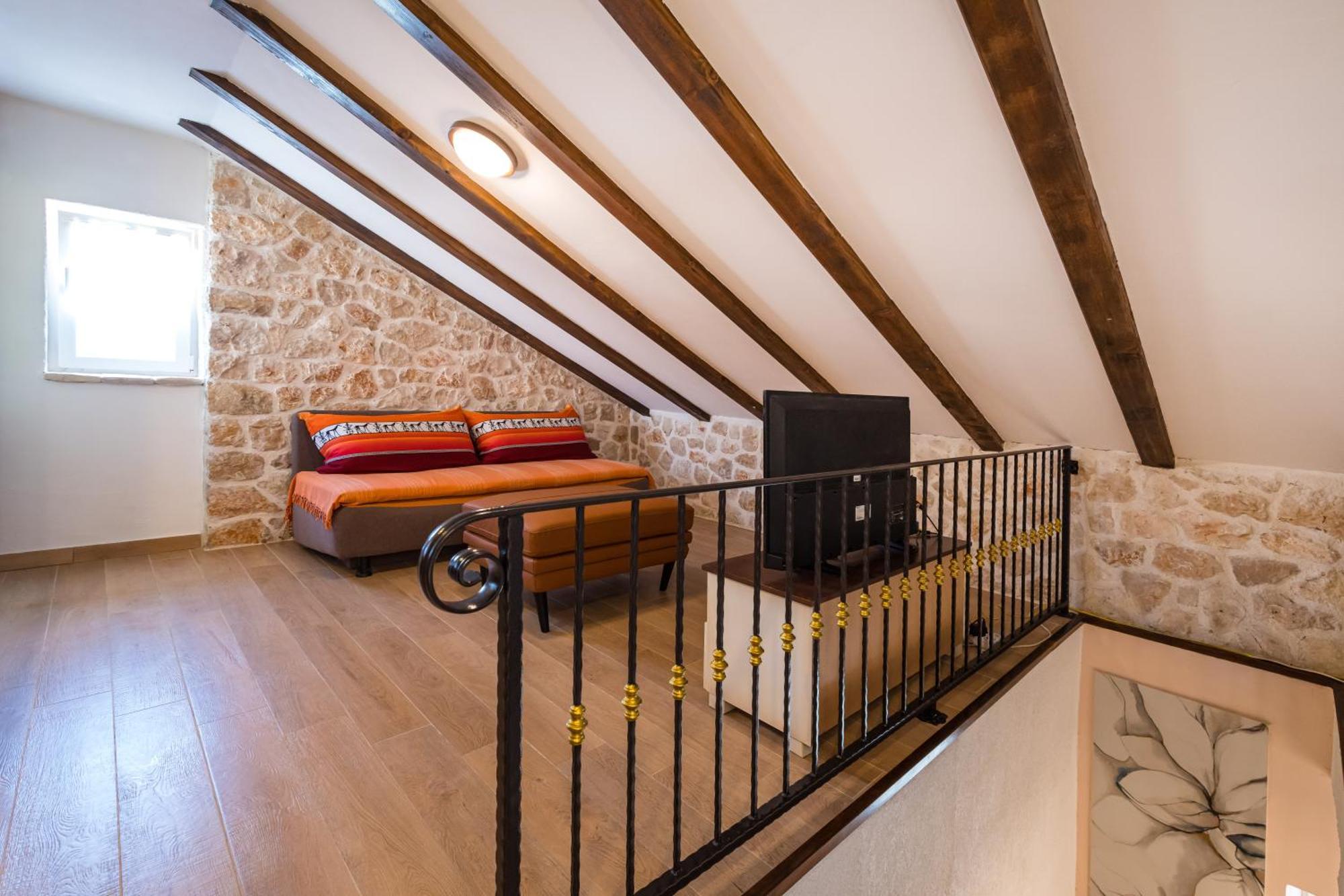 Stone House Villa ราชานาส ภายนอก รูปภาพ